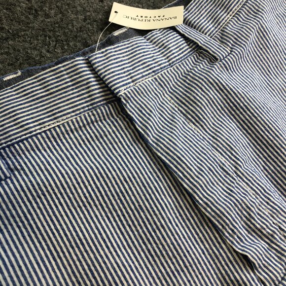 Banana Republic Aiden Club Chino Shorts Mens 32 Blue Seersucker Striped Nautical - Picture 1 of 10
